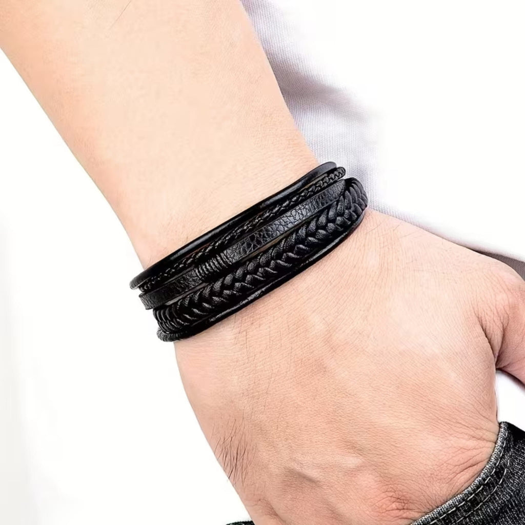Men's Premeium Leather Bracelet with Magnetic Buckle
